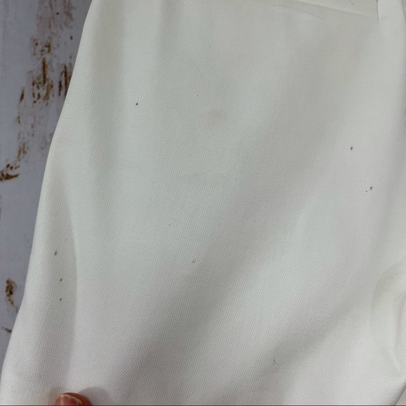 NWT Banana Republic, Shorts, Size 2. Built in belt and pockets - Picture 3 of 8